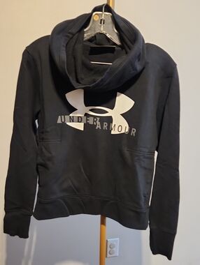 Under Armour Women's Black Logo Funnel Neck Sweatshirt